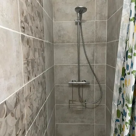 2 Terrasses - 4 Pers - Lit D'appoint-draps Et Serviettes Optionnels Non Prévu Dans Le Prix Affiché Appartamento *